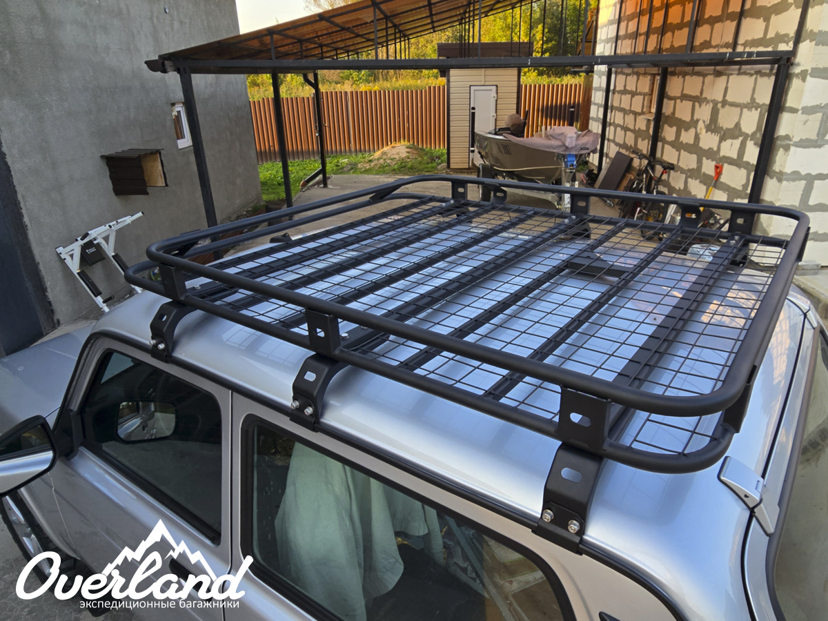 Экспедиционный багажник OVERLAND на крышу Lada 4x4